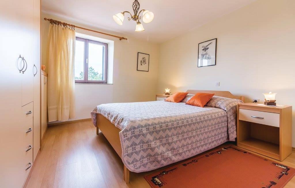 Apartment Glavani With Pool *